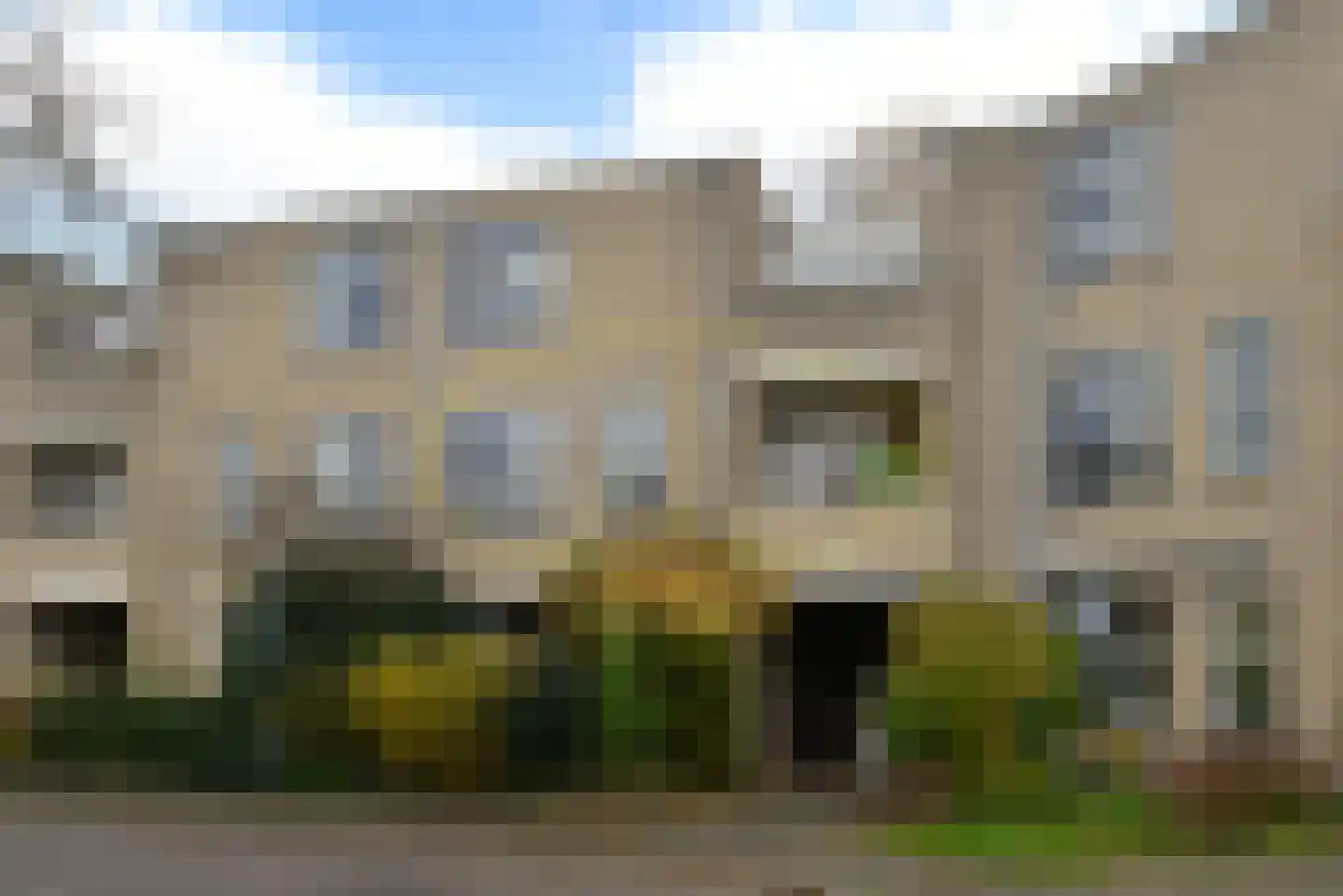 Damwand 84 en Huizen