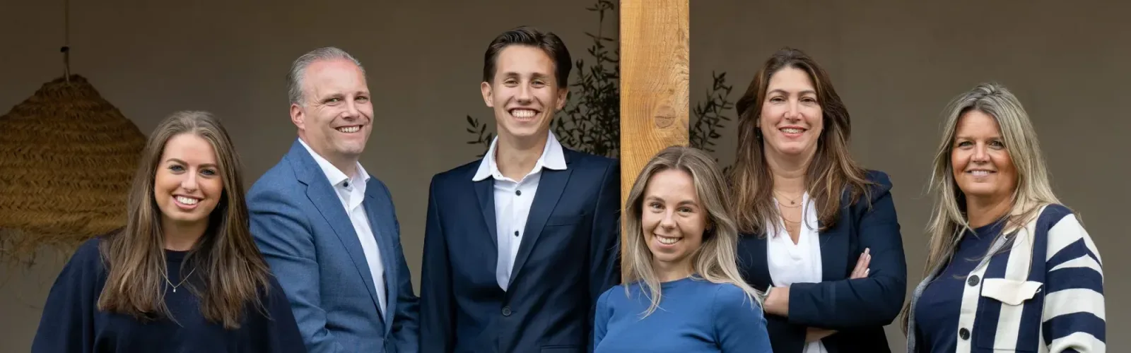 Team foto van DB NVM Makelaars | Baerz & Co