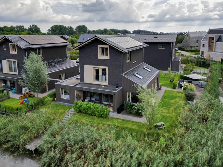 De Beekjuffer 11 en Eelderwolde foto