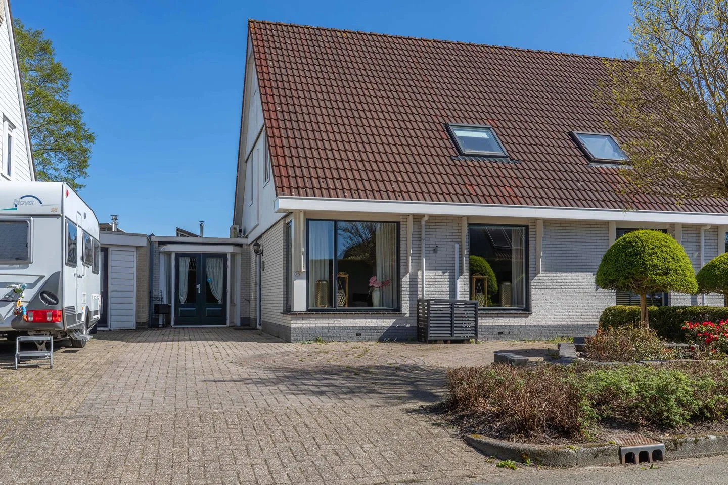 De Buizerd 32 Surhuisterveen