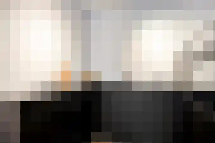 De Bus 22 Waalre thumbnail 14