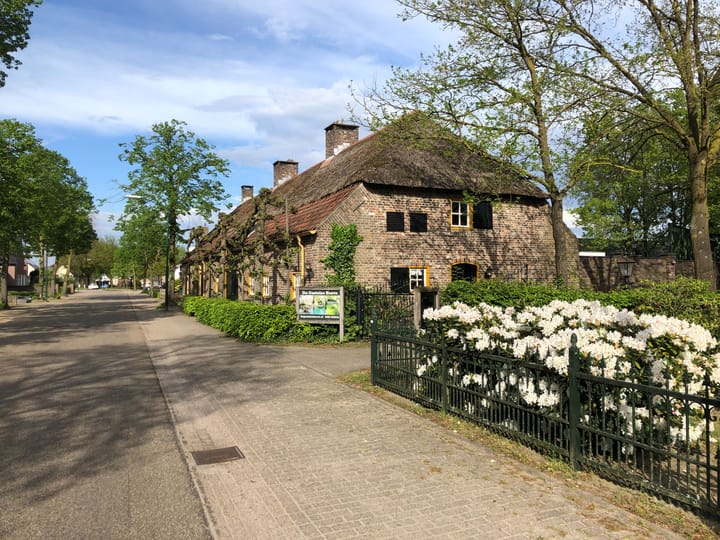 De Dijk 8 in Gastel Foto