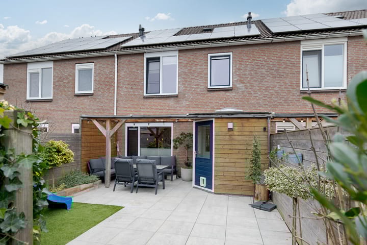 Photo of property de Haanstraat 10, Roden