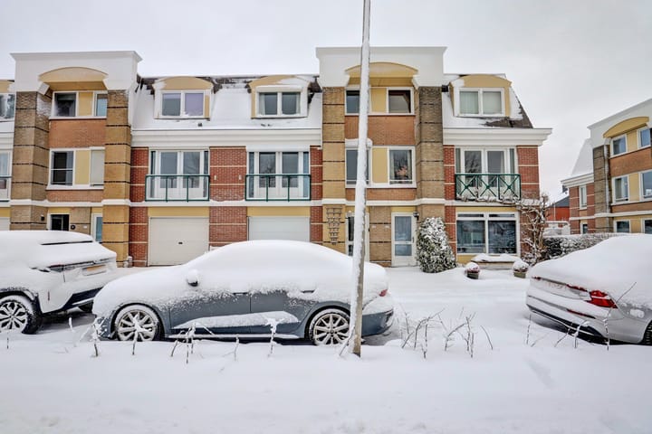 De Hoge Bogerd 104 in Hendrik-Ido-Ambacht foto