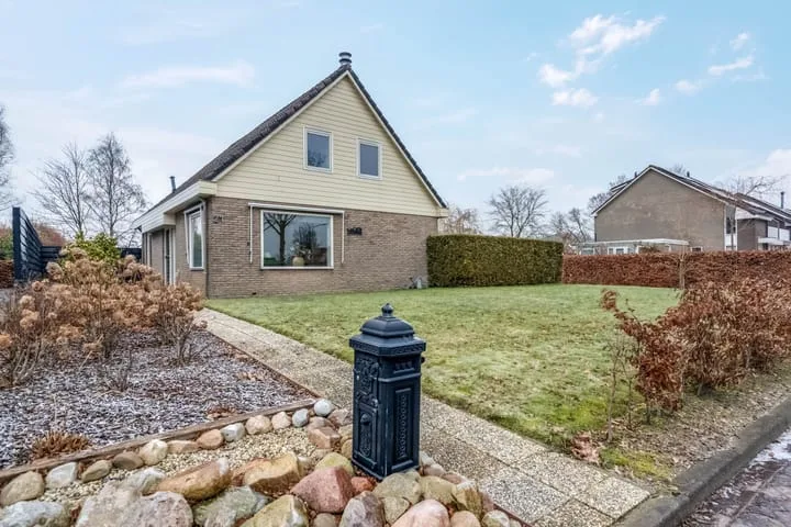 de Hulst 27 Roden foto 2
