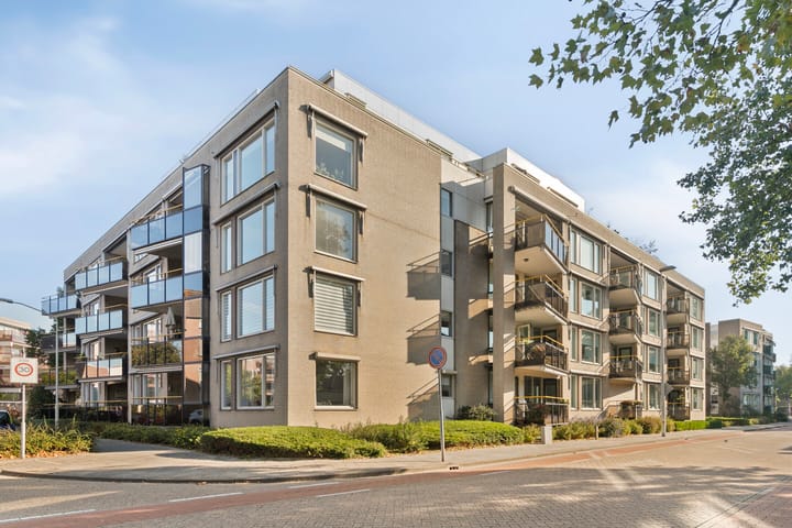 de Jongestraat 8 en Best foto