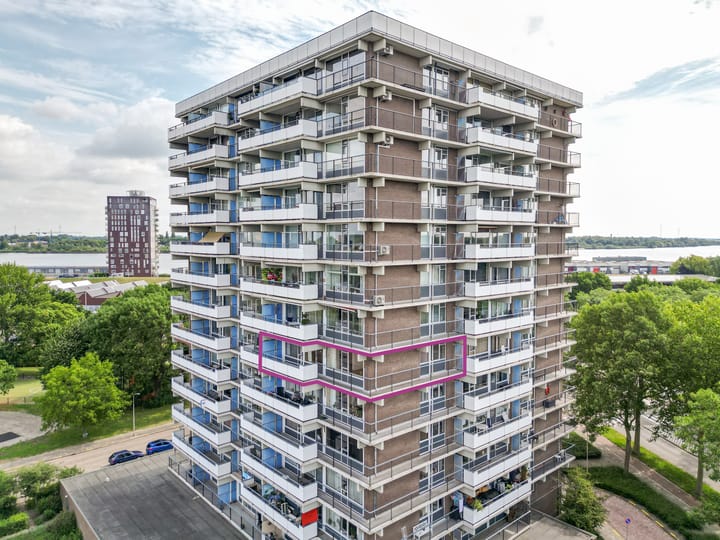 de la Reijstraat 512 dans Ridderkerk photo