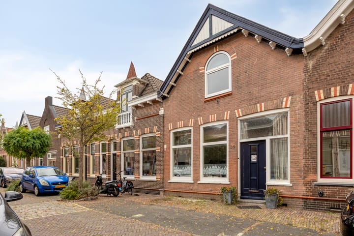 Photo of property De la Reystraat 30, Dordrecht