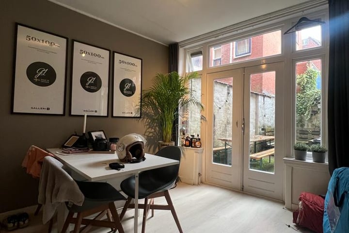 De Laan 11 in Groningen foto