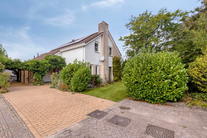 De Mandestraat 22 in Haule Foto