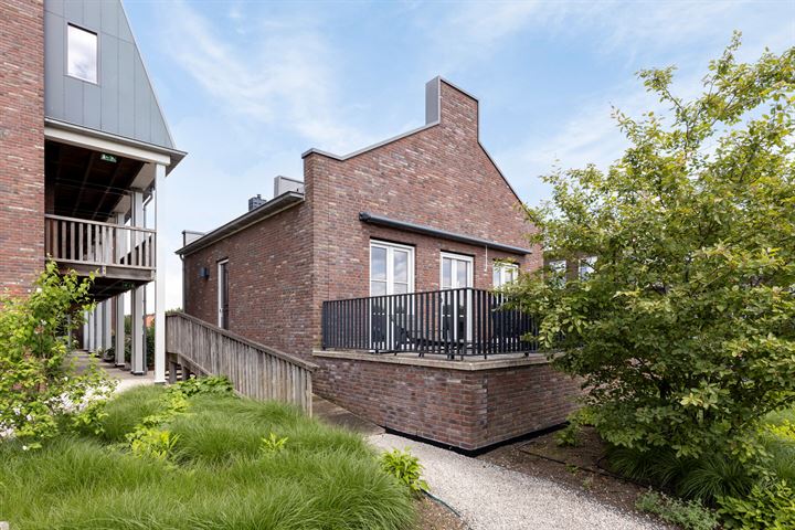 Photo of property De Markt 353, Krimpen aan de Lek