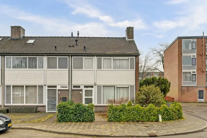 De Montelaan 11 in Dieren