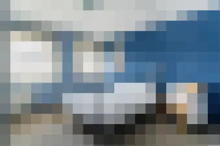 De Mute 6 Den Ham thumbnail 27