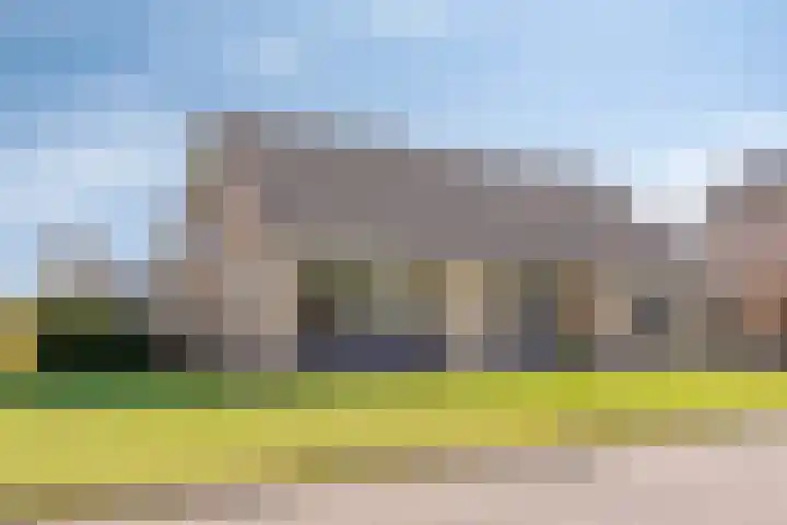 De Paltrok 1 in Klazienaveen