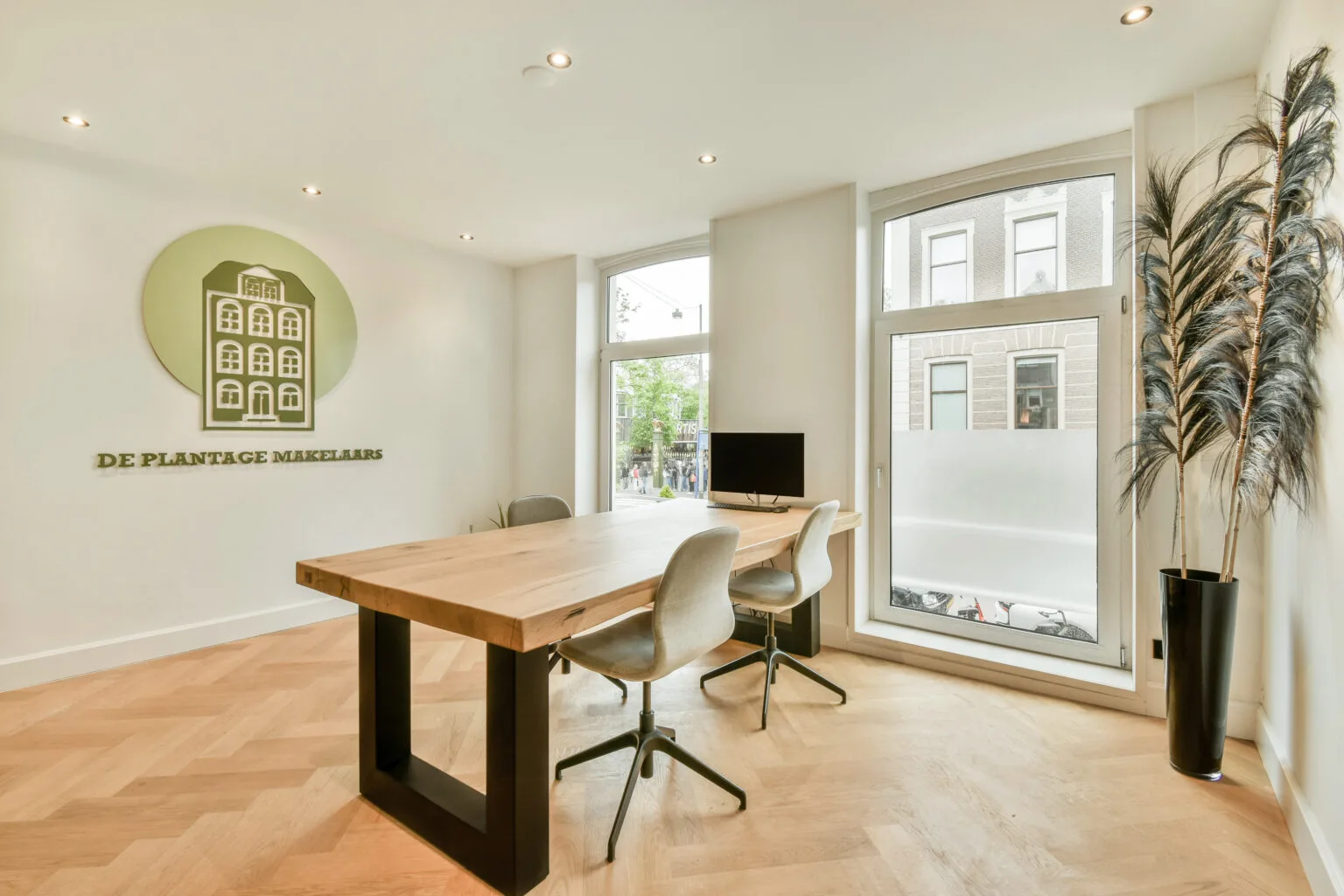 Team foto van De Plantage Makelaars