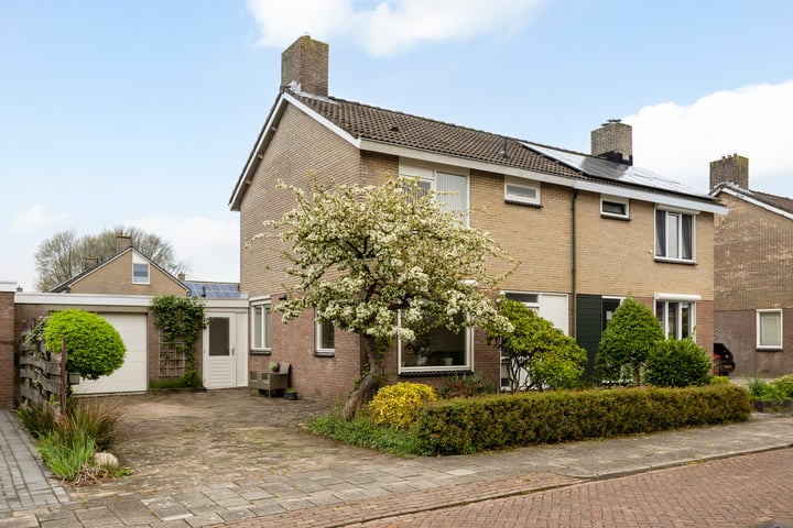 De Plevier 29 in Hoogeveen foto