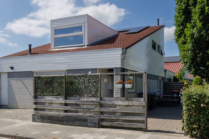 De Ploeglaan 29 in Groningen Foto