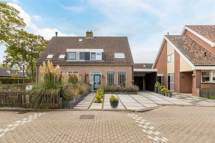 De Praam 32 in Tuitjenhorn Foto