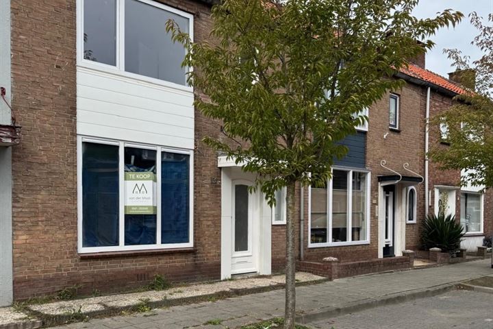 De Ram van Hagedoornstraat 13 in Steenbergen Foto