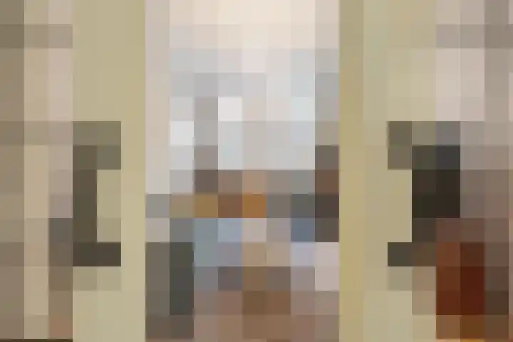 de Roy van Zuidewijnlaan 8 Breda foto 2