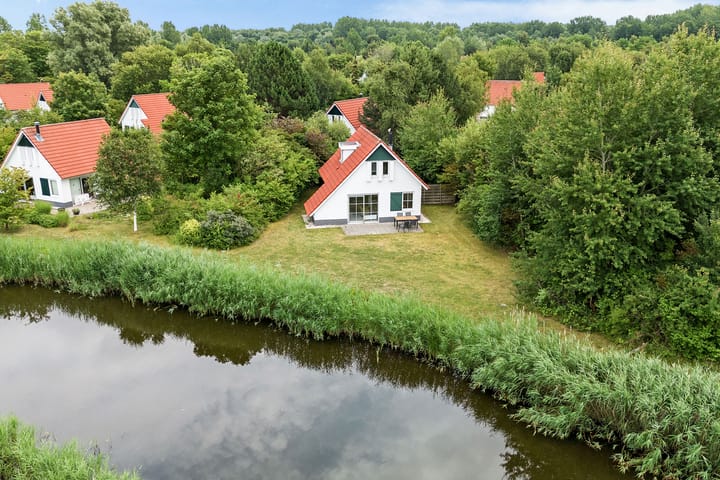 De Rug 3-81 dans Lauwersoog photo