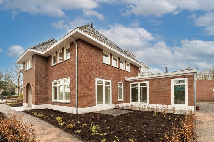 De Ruyterstraat 1g in Huizen