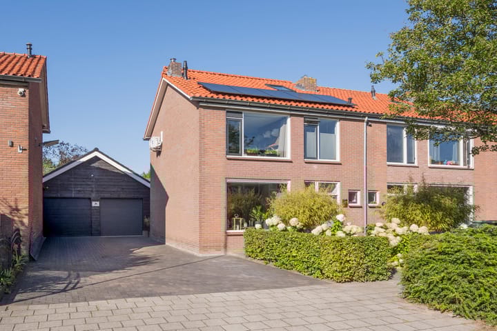 De Ruyterstraat 41 in Nijkerk Foto