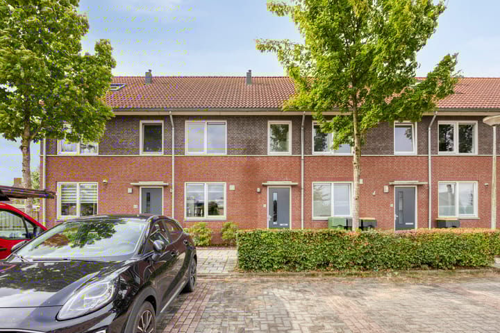 de Ruyterstraat 6A en Heinenoord foto