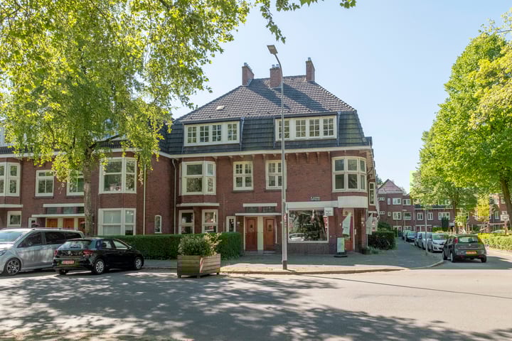 De Savornin Lohmanlaan 7a in Groningen Foto