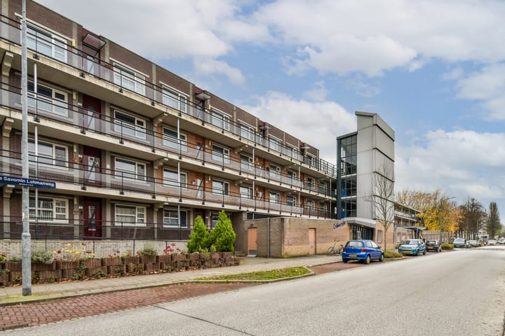 De Savornin Lohmanweg 10 in Dordrecht Foto