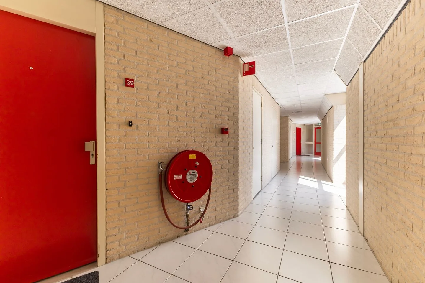 De Skilbank 39 Makkum thumbnail 11