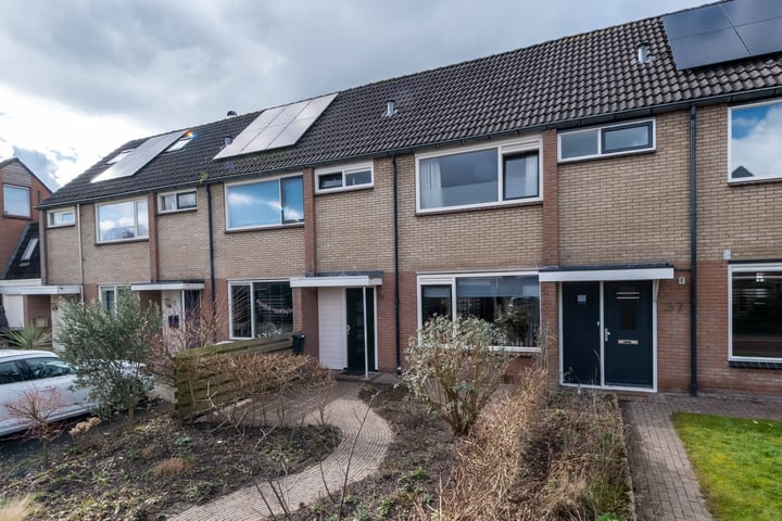 De Sluis 39 in Leek photo