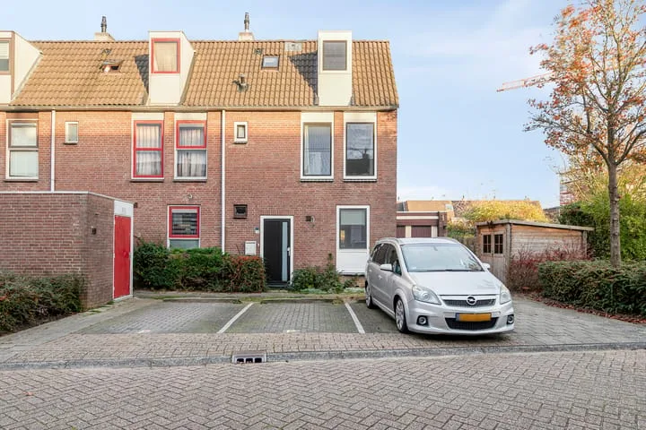 De Stelling 10 10 32 en Lelystad
