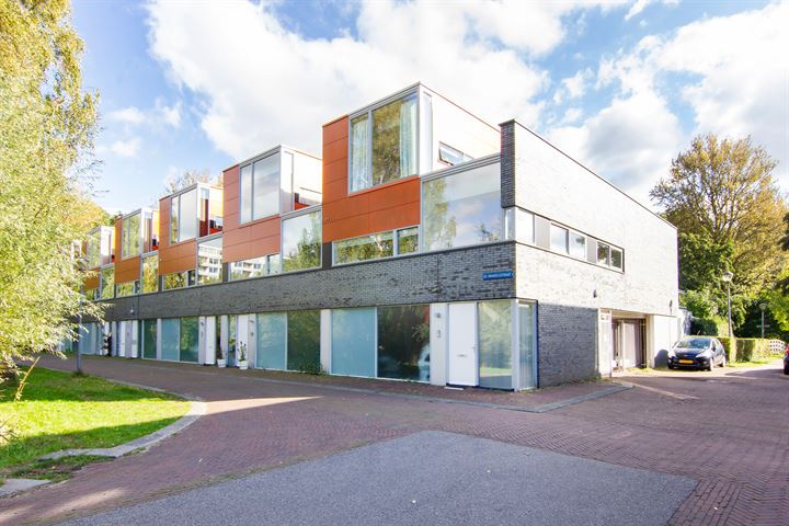 De Swarrelsstraat 2 en Haarlem foto