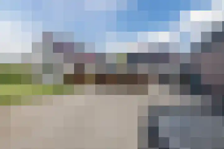 De Vos van Steenwijklaan 13 in Hoogeveen