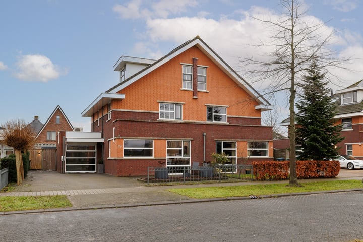 De Waardenborg 67 in Lelystad foto