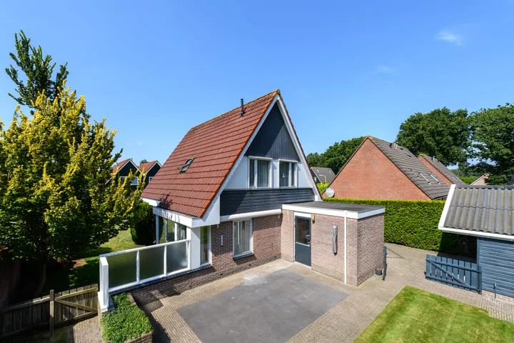 De Weech 9 Luxwoude foto 2