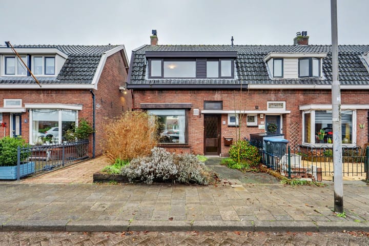 de Wetstraat 32 in Ridderkerk foto