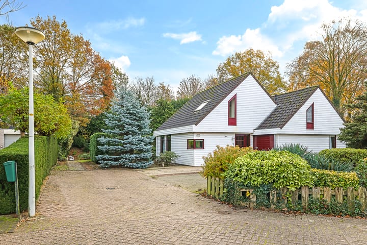 De Wilgen 12 en Braamt foto