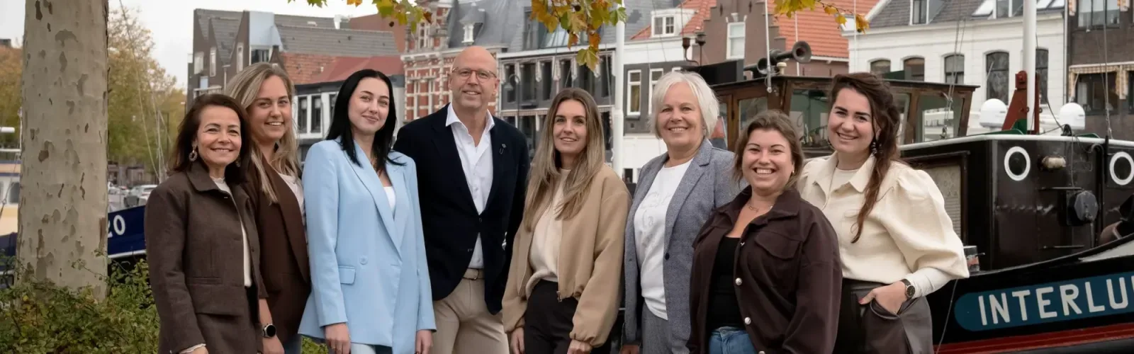 Team foto van De Witte Garantiemakelaars Vlaardingen