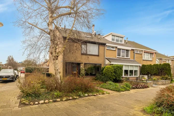 De Zevenhoeven 10 in Heemskerk