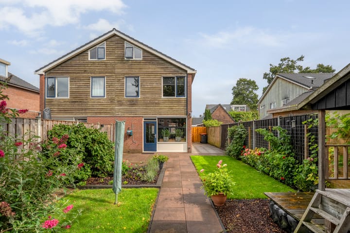 De Zonnedauw 15 in Dedemsvaart Foto