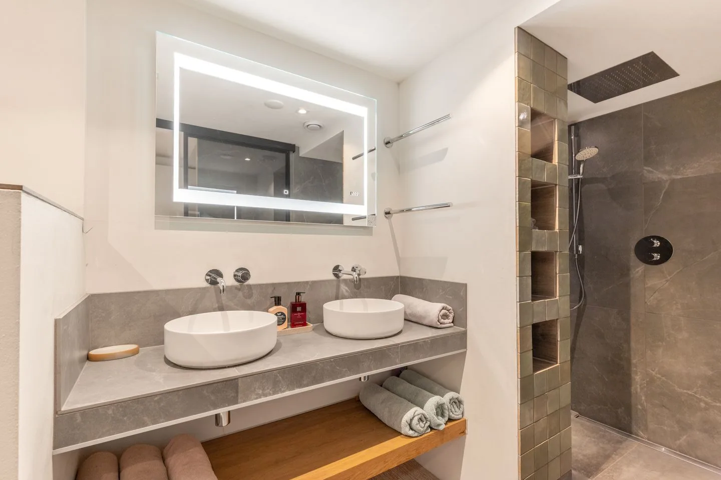 de Zwaanstraat 16 A Wijk aan Zee foto 3