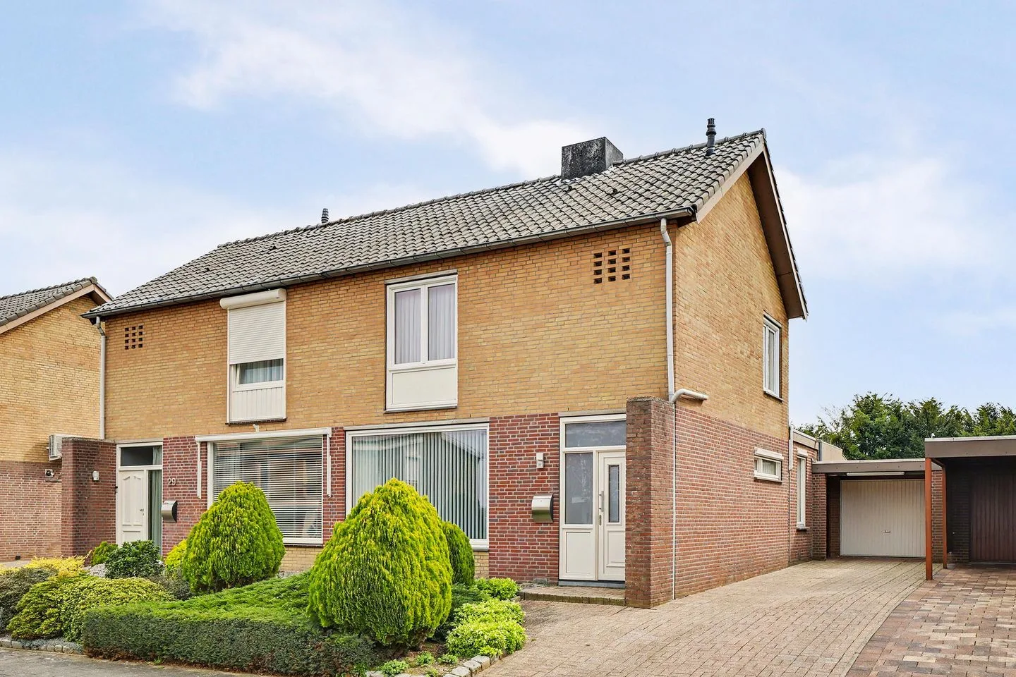 Debetslaan 31 en Landgraaf