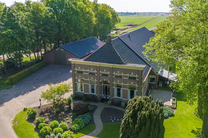 Dedemsvaartseweg-Zuid 11 en Lutten foto