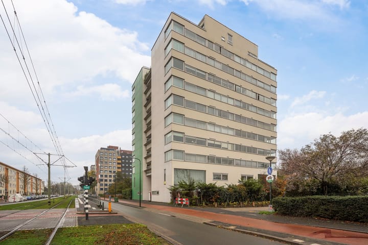 Dedemsvaartweg 1157 in 's-Gravenhage foto