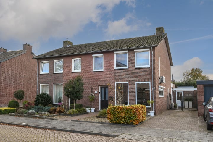 Photo of property Deken Jaspersstraat 2, Helden