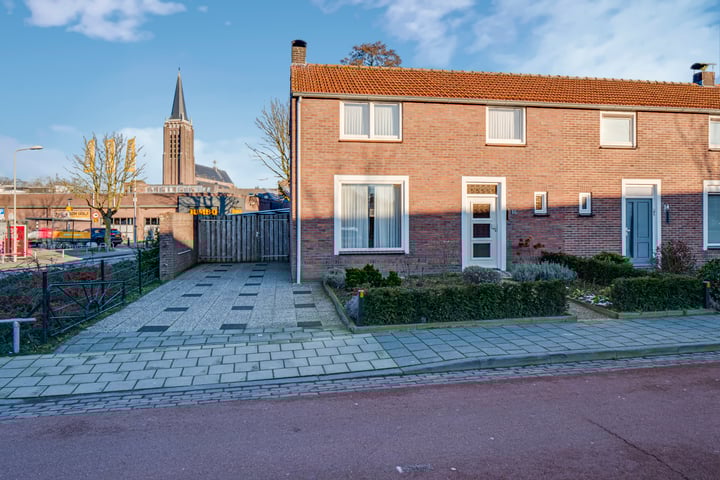 Deken Thielenstraat 16 in Venray Foto