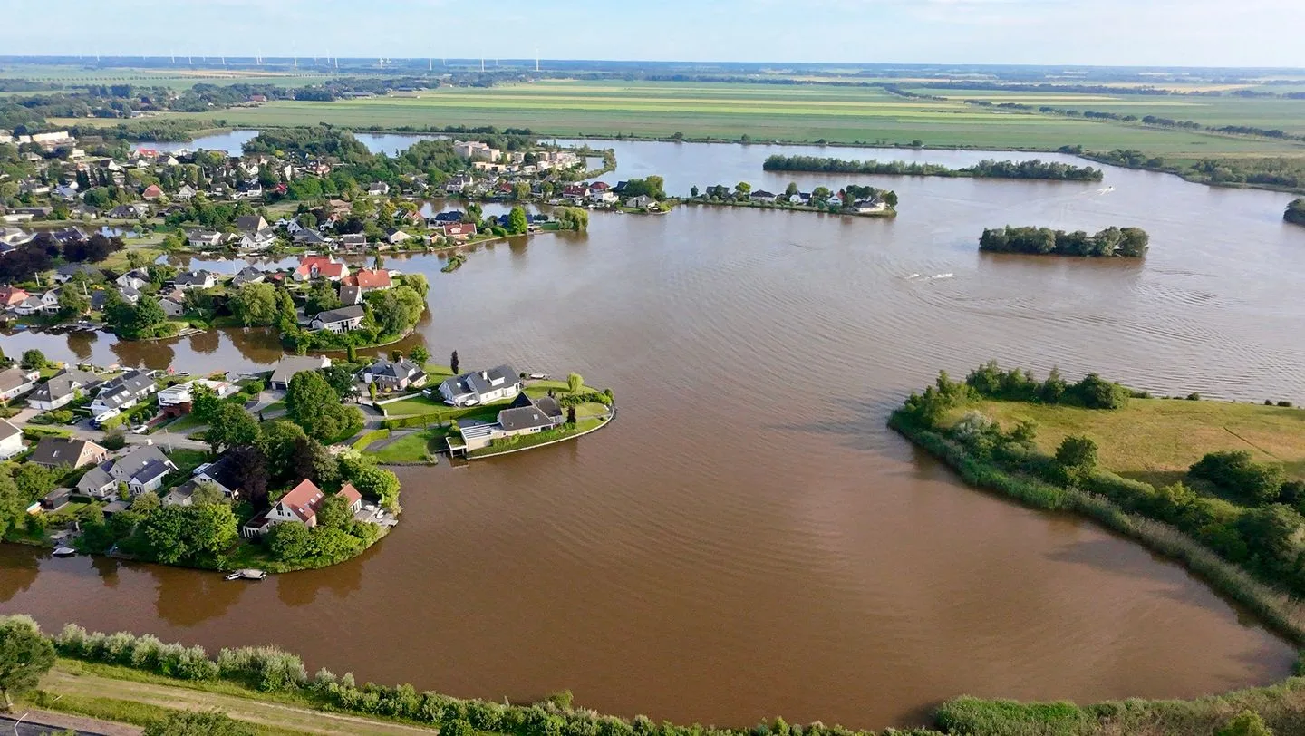 Delf 57 Veendam thumbnail 53
