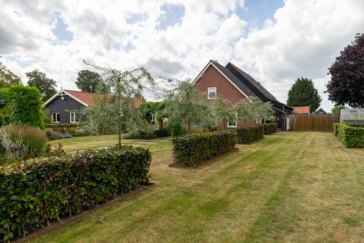 Photo of property den Oudert 2g, Wijk en Aalburg